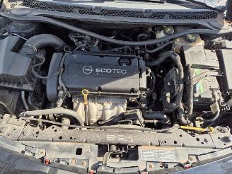 Opel Astra 1.6 16V (A16XER(Euro 5)) picture 9