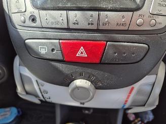 Toyota Aygo 1.0 12V VVT-i (1KR-FE) picture 6