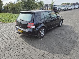 Salvage car Volkswagen Golf 1.8 Turbo 20V 2001/2