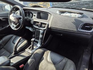 Volvo V-40 2.0 D2 16V picture 9