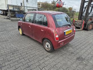 Daihatsu Trevis 1.0 12V picture 2