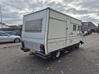 krockskadad bil camper Mercedes  Mercedes 601 D 28 1982/2