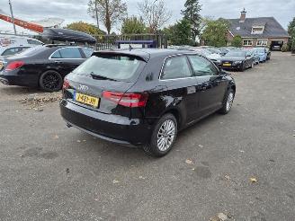 krockskadad bil auto Audi A3 1.2 16V 2014/8