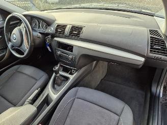 BMW 1-serie 116i picture 5