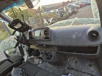 Mercedes Sprinter 519 CDi picture 5