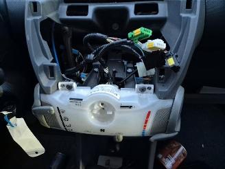 Toyota Aygo 1.0 12V picture 7