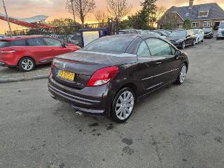 skadebil auto Peugeot 207 CC 1.6 HDiF 2014/7