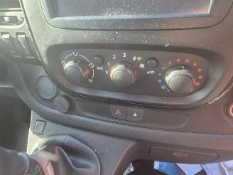 Opel Vivaro 1.6 CDTI picture 6