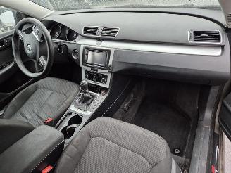 Volkswagen Passat 1.6 TDi picture 13