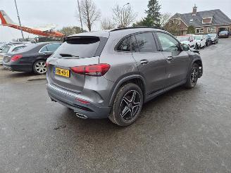 Schadeauto Mercedes GLA 180 turbo 2021/7