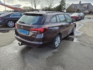 skadebil auto Opel Astra SPORTS TOURER 1.6 CDTi 2016/11