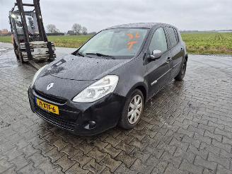 Renault Clio 1.5 dCi picture 3