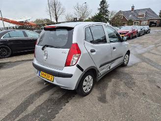 krockskadad bil auto Hyundai I-10 1.1 i 2010/1