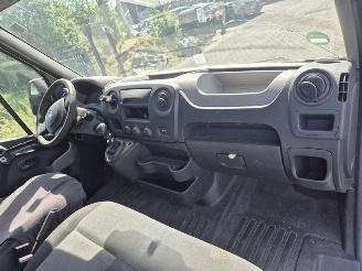 Renault Master 2.3 dCi picture 5