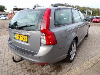 Volvo V-50 2.5 T5 AWD Momentum picture 4
