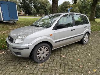 Avarii autoturisme Ford Fusion  2003/1