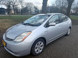 škoda osobní automobily Toyota Prius 57 kW (77 PK)  1497 cc. 2007/6