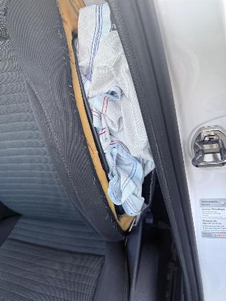 Volkswagen Polo 55 kW (75 PK)  1598 cc. picture 12