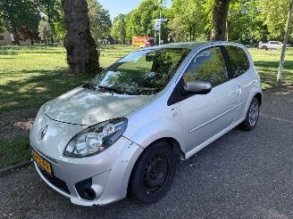 Avarii autoturisme Renault Twingo 50 kW (68 PK) en een cilinderinhoud van 998 cc. 2011/12