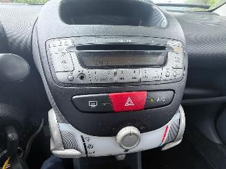 Toyota Aygo 50 kW (68 PK)   998 cc. picture 12