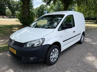 Unfallwagen Volkswagen Caddy 55 kW (75 PK)  1598 cc. 2013/2