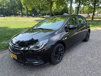 škoda osobní automobily Opel Astra 81 kW (110 PK)  1598 cc. 2018/8