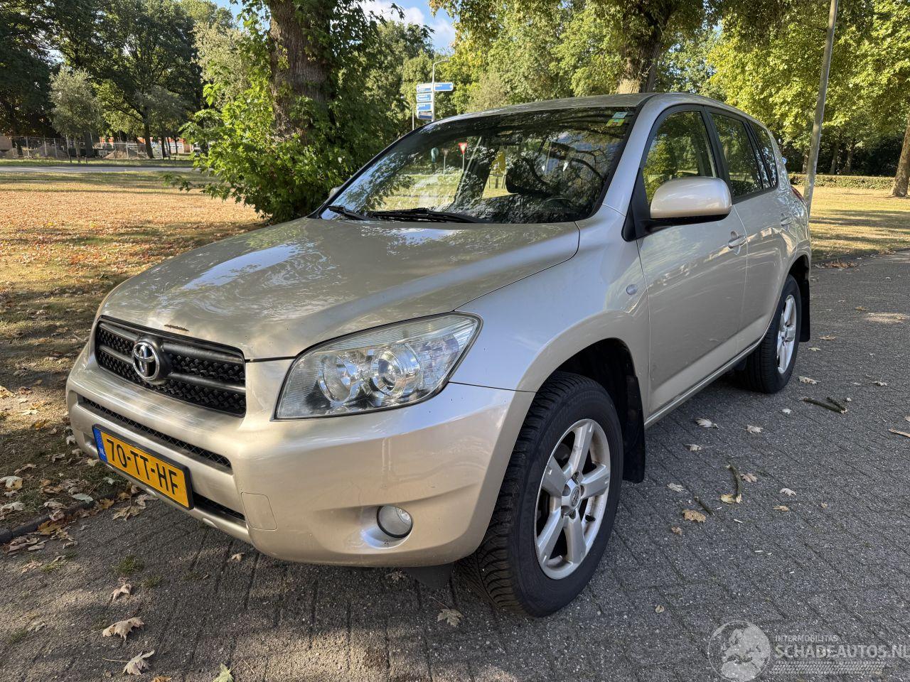 Toyota Rav-4 
