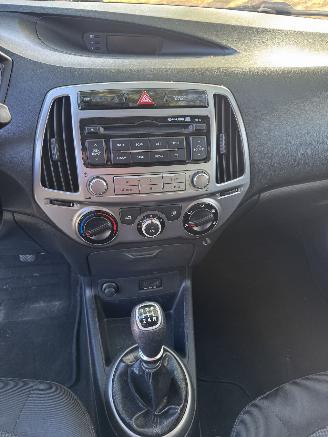 Hyundai I-20  picture 15