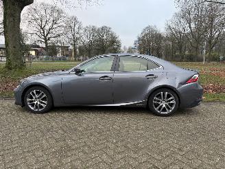 Lexus IS 300 h picture 2