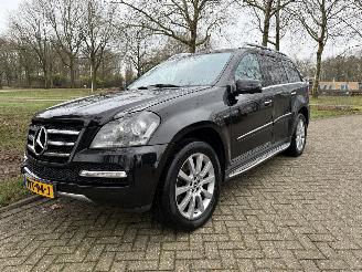 uszkodzony samochody osobowe Mercedes Gl-klasse 350 CDI 2012/1