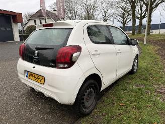 Peugeot 108  picture 5