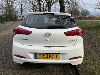Hyundai I-20  picture 4