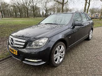 Damaged car Mercedes C-klasse 180 business class 2011/1