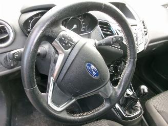 Ford Fiesta 1.0 Titanium 5 Drs picture 19