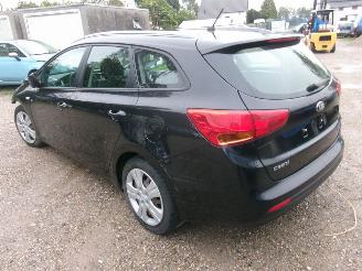 Kia Ceed 1.6 CRDI Break Comfort picture 5
