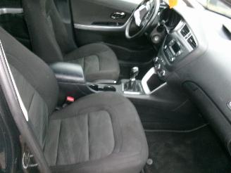 Kia Ceed 1.6 CRDI Break Comfort picture 18