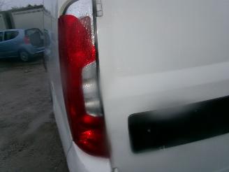 Fiat Doblo 1.6 D-Multijet SX picture 19