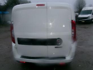 Fiat Doblo 1.6 D-Multijet SX picture 15