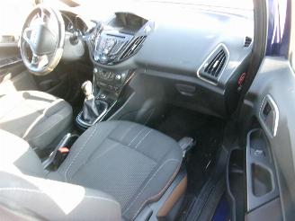 Ford B-Max 1.0 Titanium picture 25