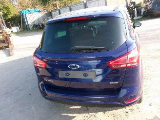 Ford B-Max 1.0 Titanium picture 17