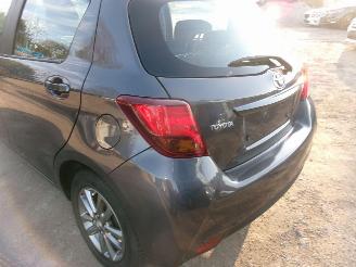 Toyota Yaris 1.0 Comfort 5 Drs picture 19