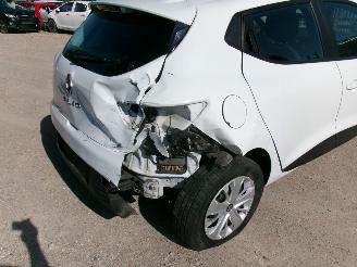 Renault Clio 0.9 Cool & Sound picture 12