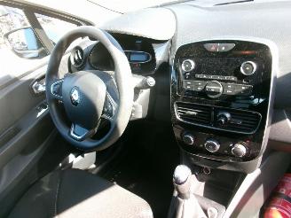 Renault Clio 0.9 Cool & Sound picture 26