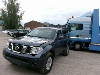 krockskadad bil bedrijf Nissan Path-finder 2.5 Dci XE - Camionet 2007/2