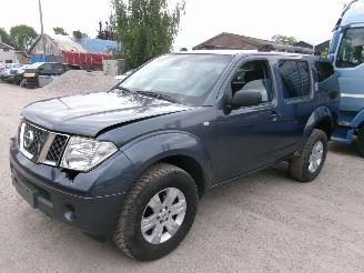Nissan Path-finder 2.5 Dci XE - Camionet picture 2