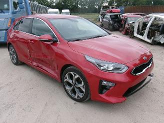 Kia Ceed 1.0  Turbo-GDI -Lounge 5 DRS HB - LOUNGE picture 3