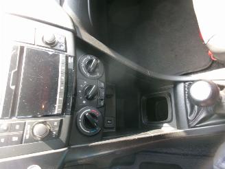 Suzuki Swift 1.3 DDIS - 5 Drs-  Grand Luxe picture 25