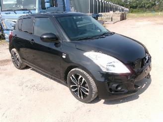 Suzuki Swift 1.3 DDIS - 5 Drs-  Grand Luxe picture 3