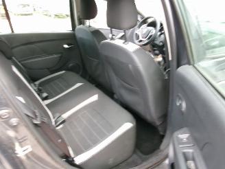 Dacia Sandero 09 Stepway - Rainbow picture 30