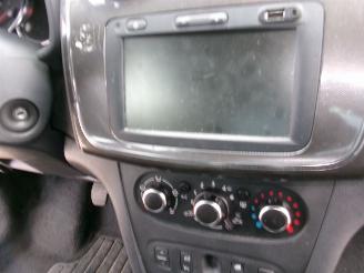 Dacia Sandero 09 Stepway - Rainbow picture 35